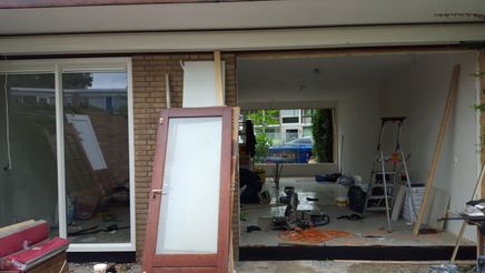 "Nieuwe kunststof kozijnen met isolatieglas"